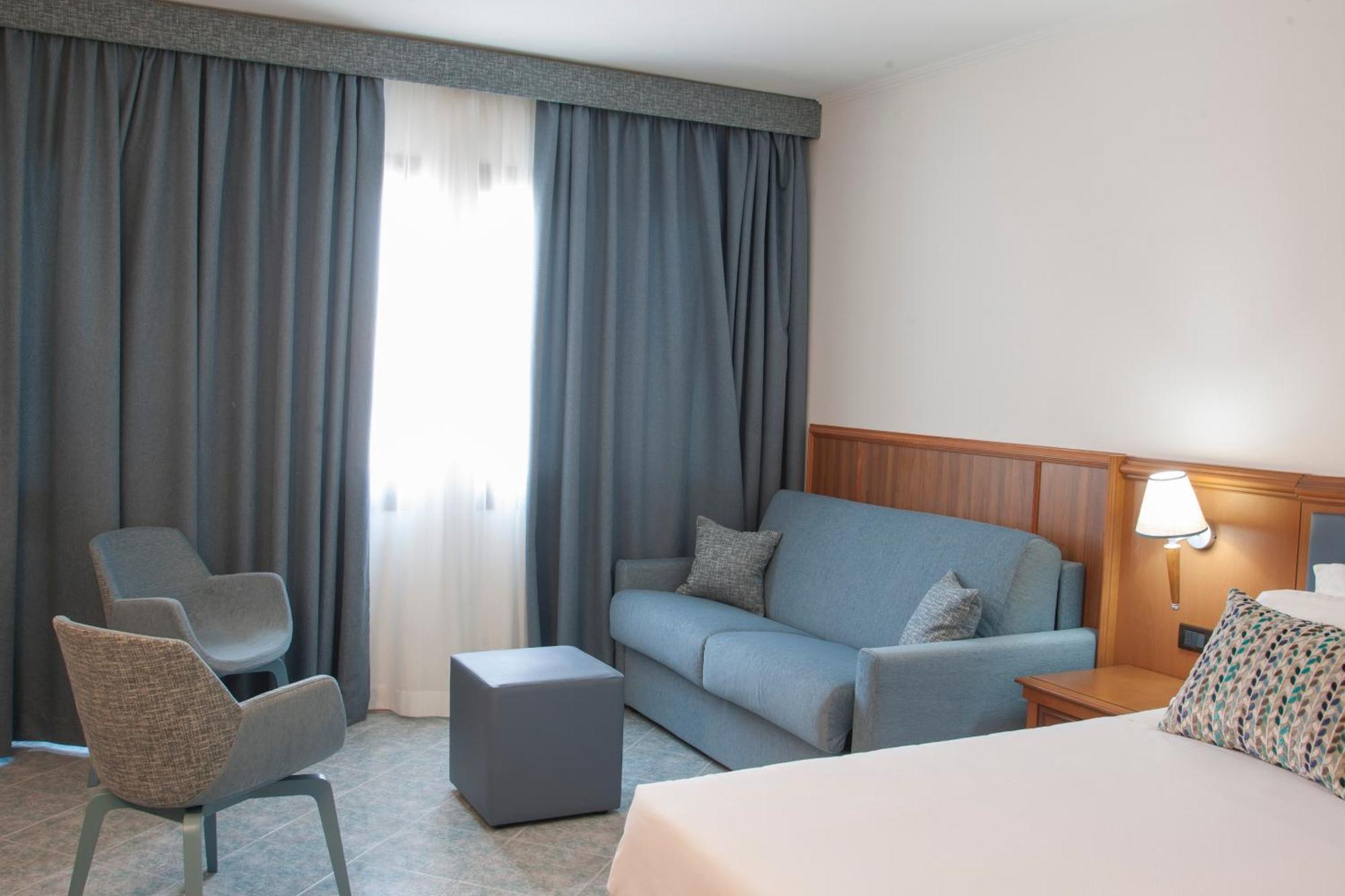 סבאודיה Hotel Centrale מראה חיצוני תמונה