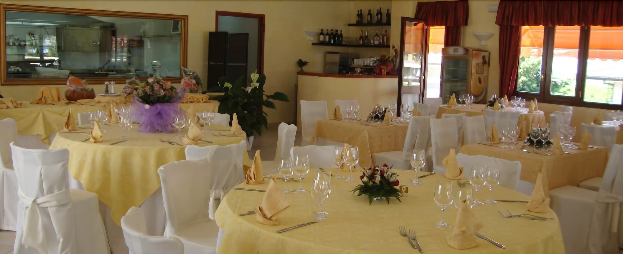 סבאודיה Hotel Centrale מראה חיצוני תמונה