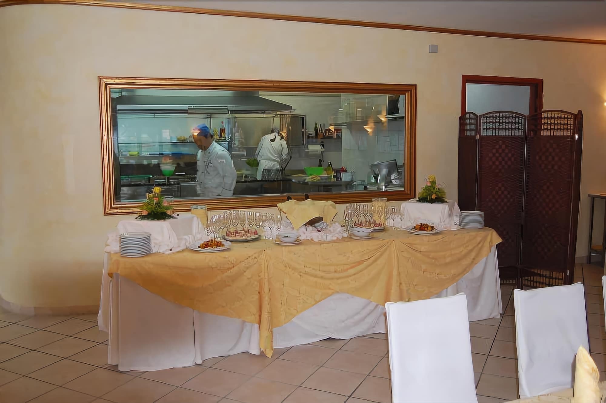 סבאודיה Hotel Centrale מראה חיצוני תמונה