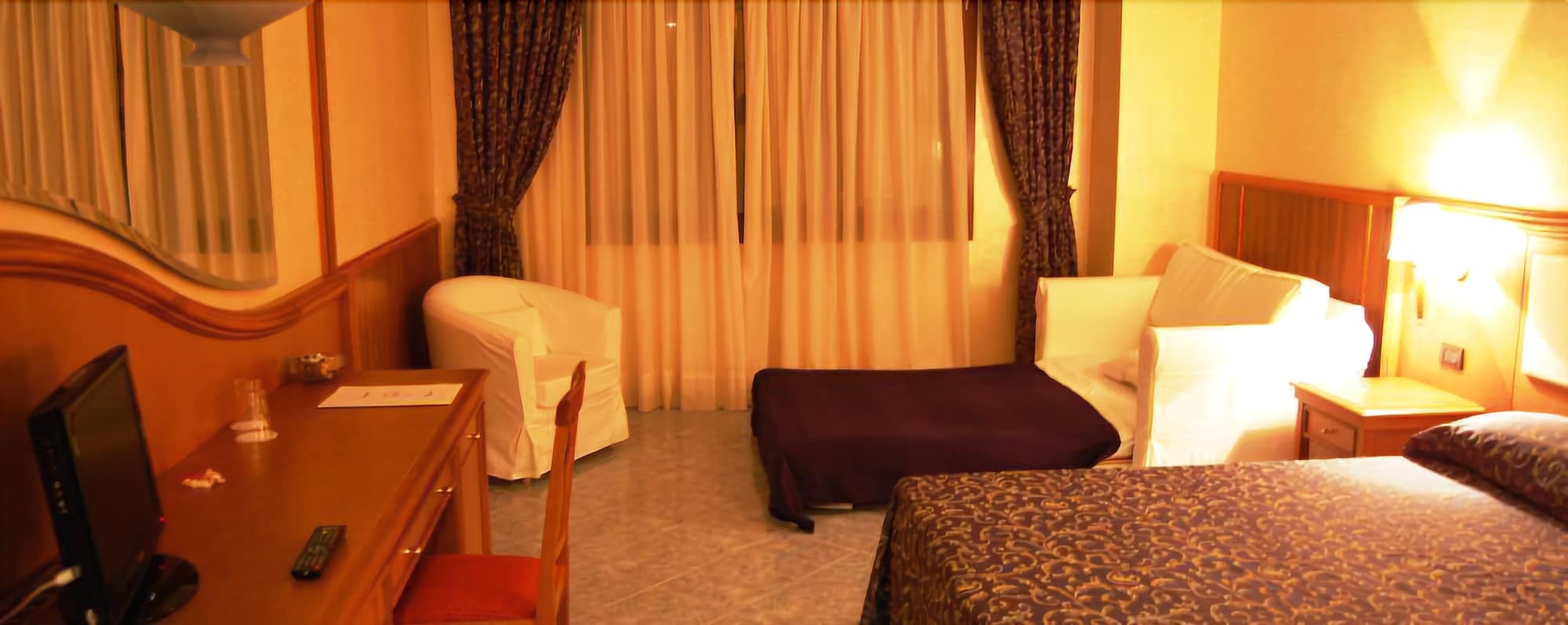 סבאודיה Hotel Centrale מראה חיצוני תמונה